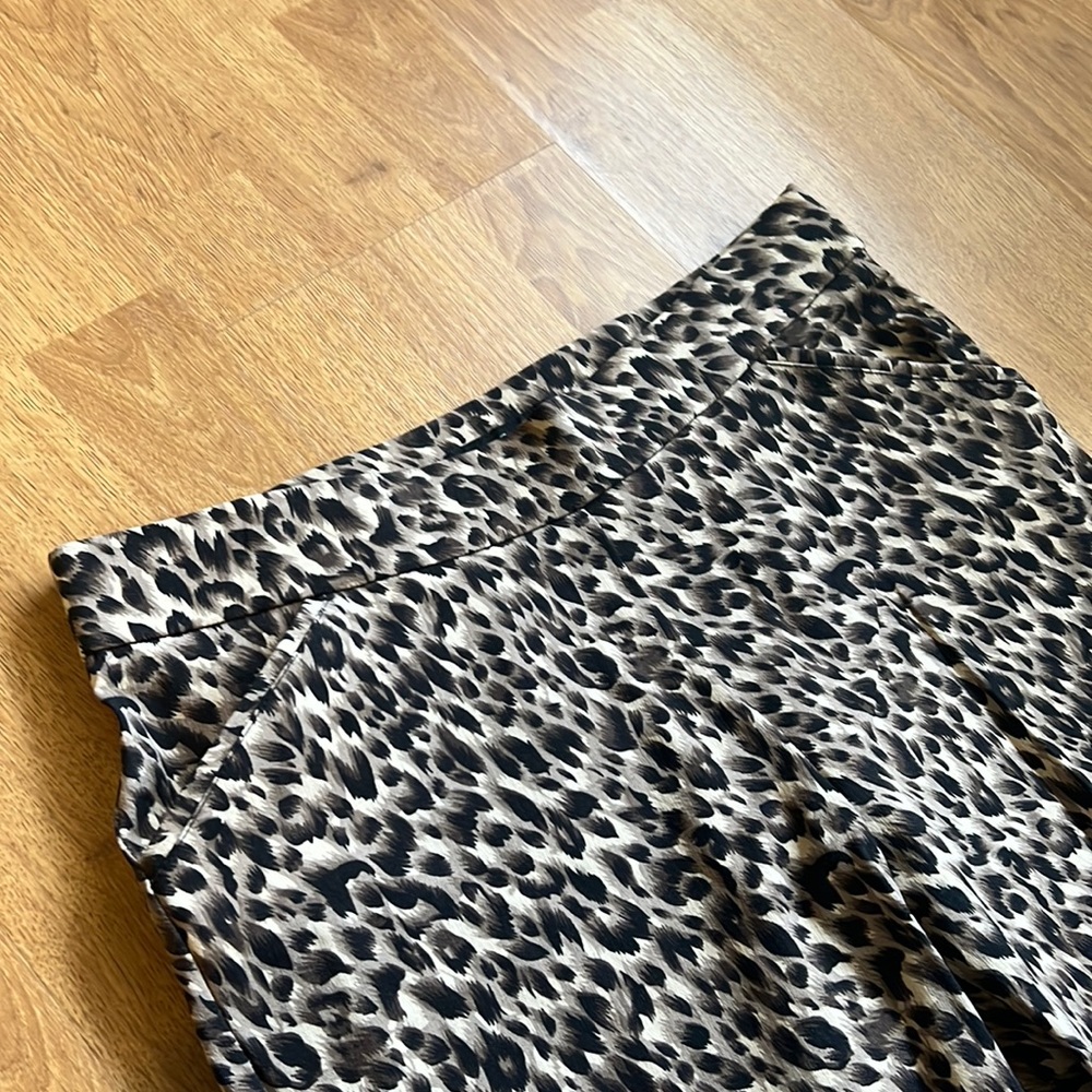 Animal Print Skinny Pants with Pockets